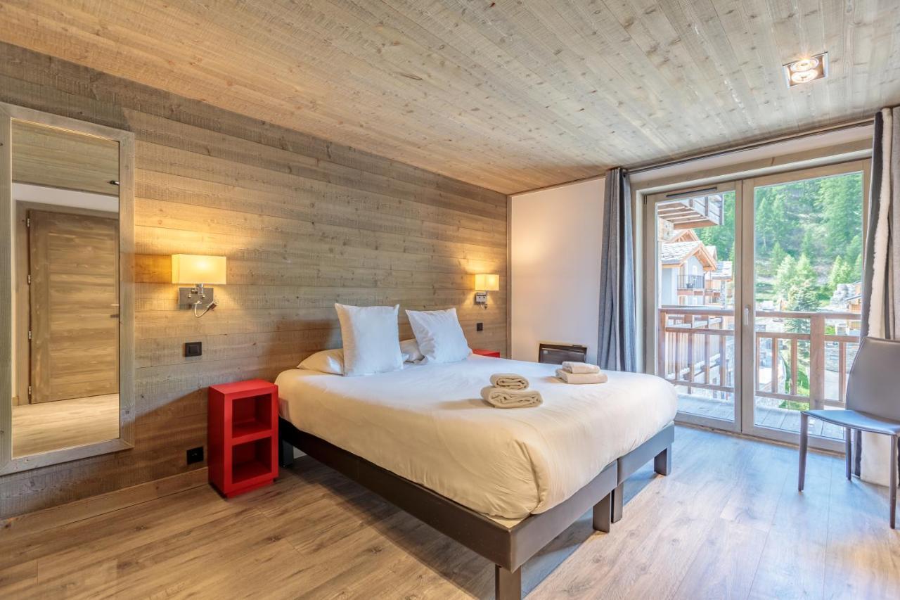 Victoria Lodge, Friendly Hotel วาลดีแซร์ ภายนอก รูปภาพ